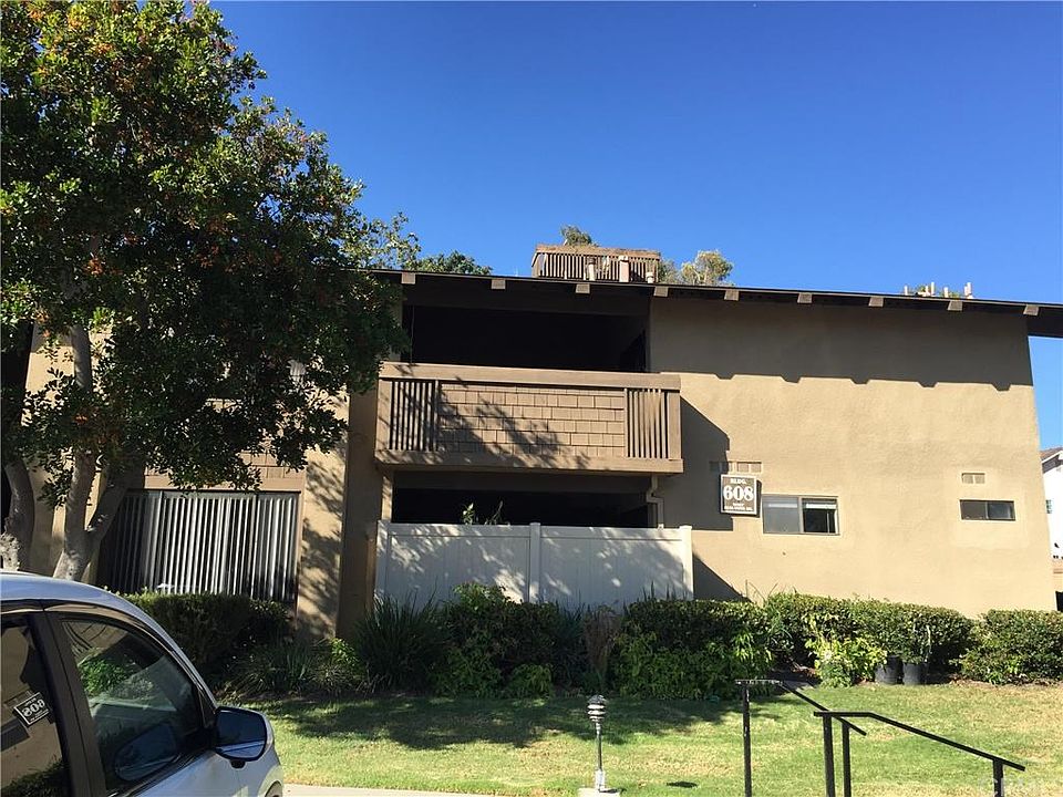 1st image of 15927 Alta Vista Dr Unit C