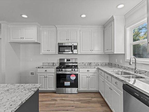 5th image of 510 Birchwood Ln