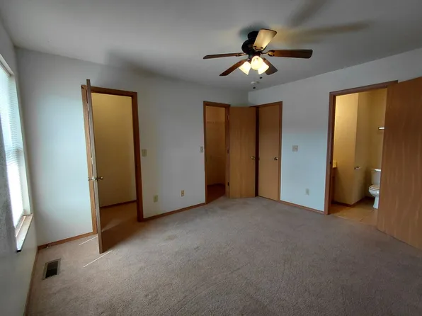 20312 Skyview Dr, Waynesville, MO 65583