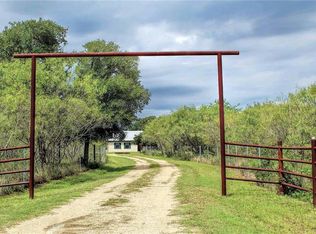 100 Wild Plum Rd, Lockhart, TX 78644
