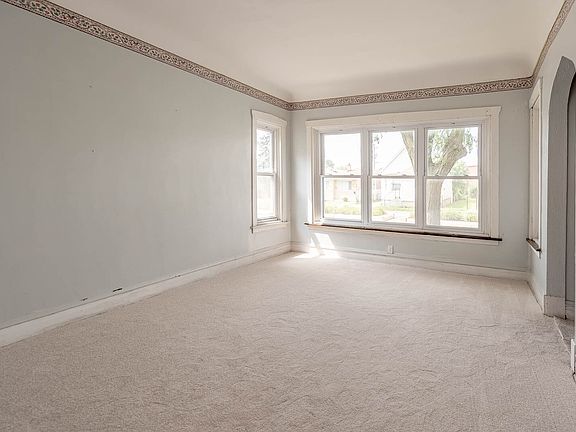 3rd image of 8827 S Halsted St