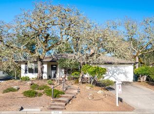 6455 Meadowridge Dr, Santa Rosa, CA 95409