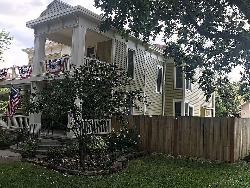 1st image of 323 S Kansas Ave
