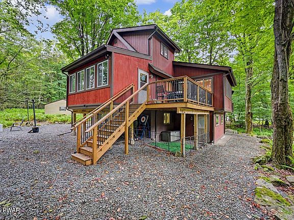 3rd image of 13 Rockway Ct