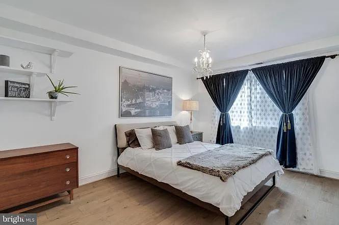2 bed, 911 sqft, $3,000 — Photo 3