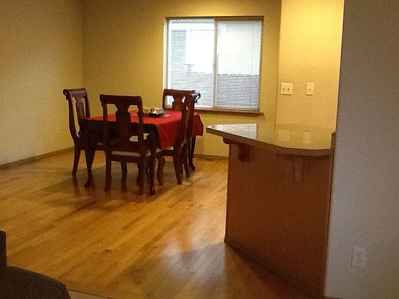 2nd image of 11033 Meridian Dr SE