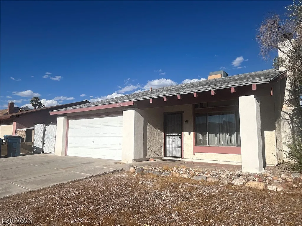 4 bed, 2.0 bath, 1532 sqft, $1,900 — Photo 2