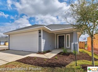 125 Appleberry Ln, Elgin, TX 78621