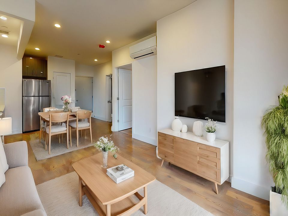 1st image of 13828 Queens Blvd APT 4J