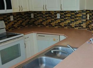 8986 W Flagler St APT 3, Miami, FL 33174