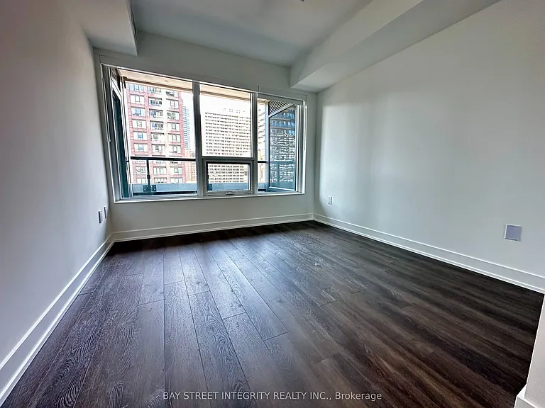 609 Sherbourne St #802 — Photo 5