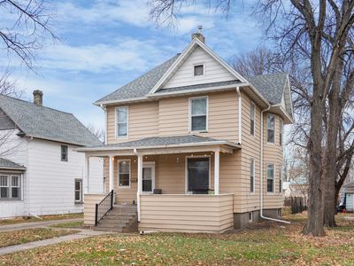 1509 University Ave, Grand Forks, ND, 58203