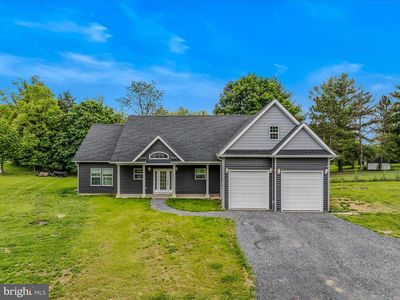45 Baywatch Ln, Inwood, WV, 25428