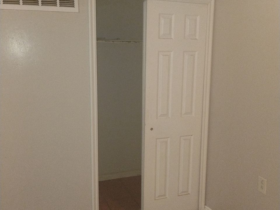 1st image of 2554 S Redwood Rd