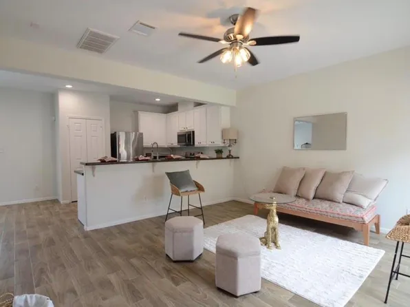 2201 Naomi St Unit A, Houston, TX 77054