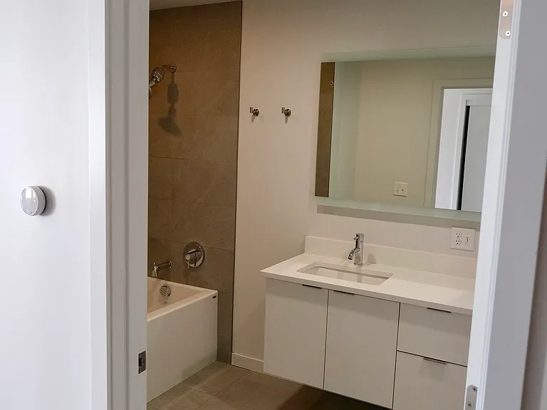 1300 N Ogden St #202 — Photo 19