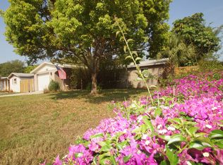 1436 Lakeview Dr, Tarpon Springs, FL 34689