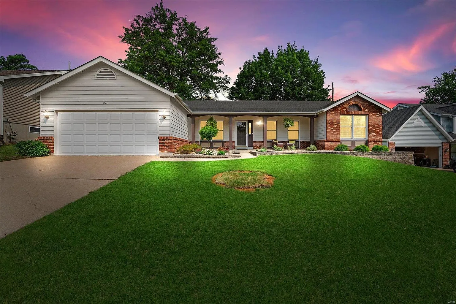 28 Quiet Brook Ct photo 1