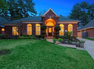 16818 Park Island Ct, Tomball, TX 77377
