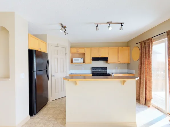 95 Arbour Meadows Close NW, Calgary, AB T3G 5J4