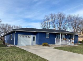813 W Brooks St, Arlington, MN 55307