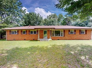 37 Horseshoe Bend Rd, Leoma, TN 38468