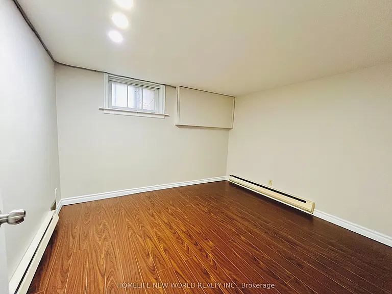 298 Empress Ave #BASEMENT — Photo 10
