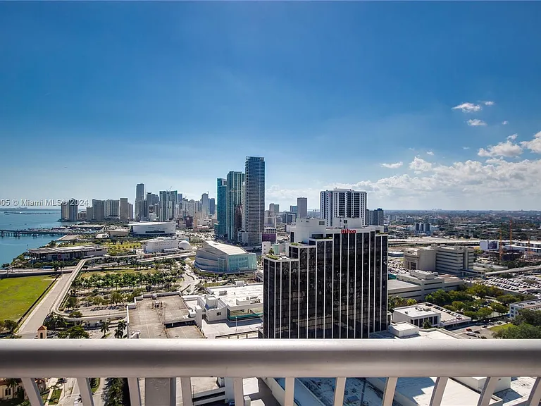 1750 N Bayshore Dr #3512 — Photo 1