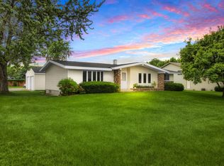 1003 East Ave N, Onalaska, WI 54650