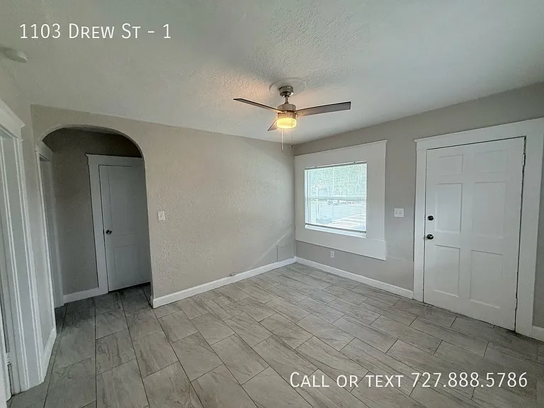 1103 Drew St #1 — Photo 10