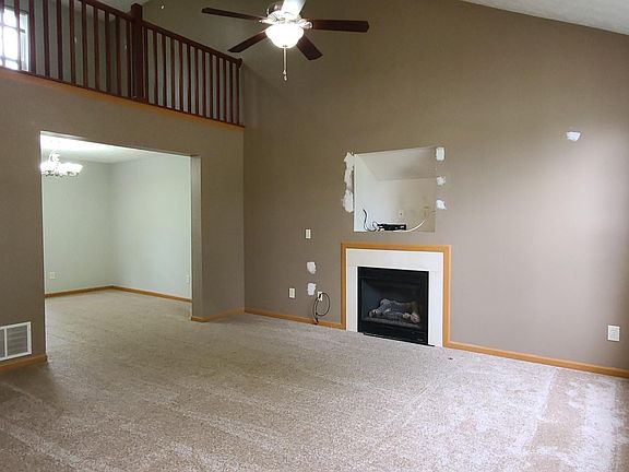 3 Living room