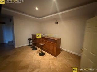 110 Richmond St #1, Boston, MA 02109