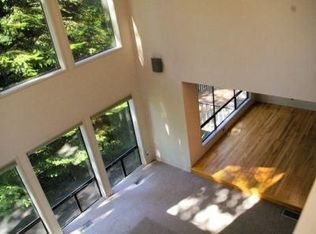 8383 SW Mapleridge Dr, Portland, OR 97225