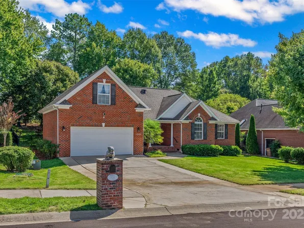 1322 Moonshadow Ln, Shelby, NC 28150
