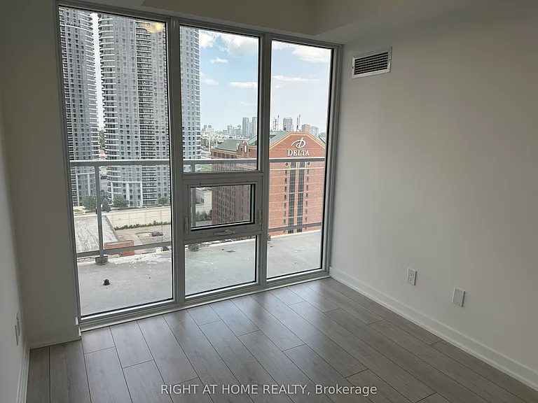 2033 Kennedy Rd #1808 — Photo 14