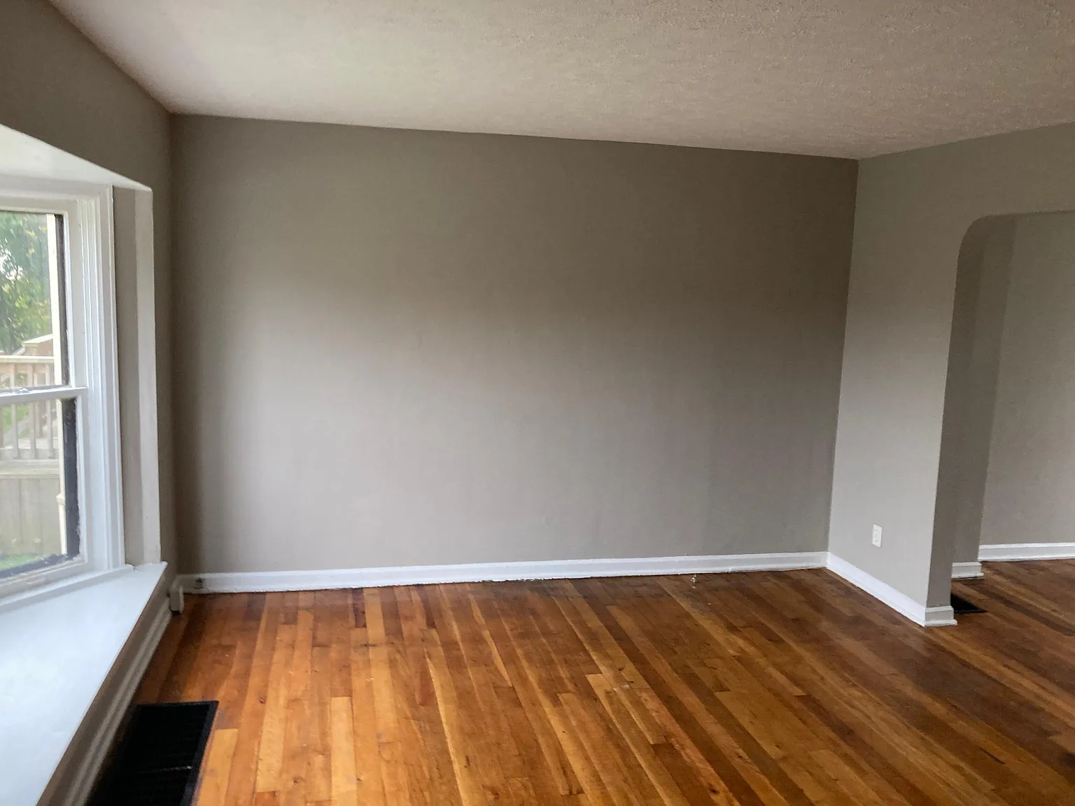 2 bed, 864 sqft, $925 — Photo 4