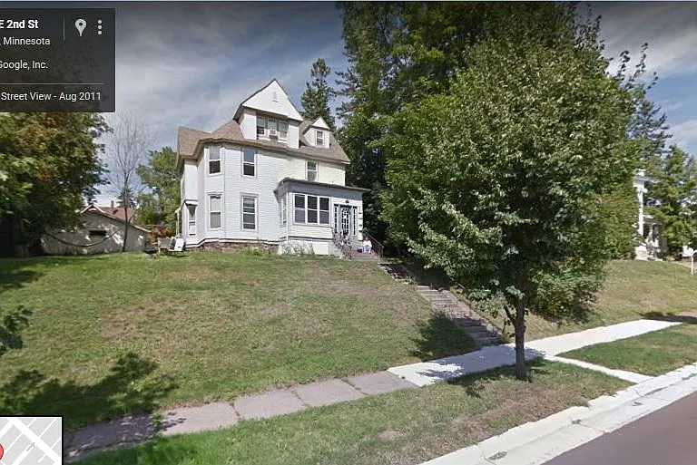 1919 E 2nd St #1 — Photo 1