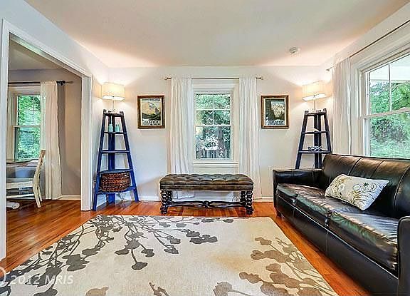 5th image of 2703 Albemarle Dr