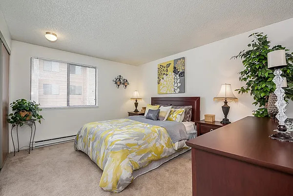 Crystal Springs Apartments — Photo 84