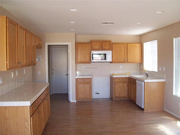 4th image of 9600 Boylagh Ave #0