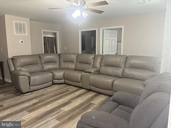 4th image of 25211 Lettner Ln