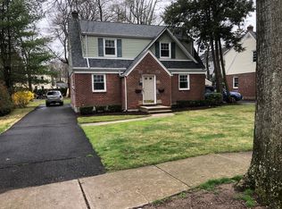 360 Gilbert St FLOOR 1, Ridgewood, NJ 07450