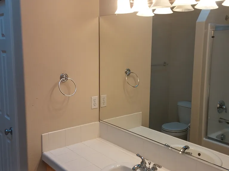 157 SW Chapman Ct — Photo 15