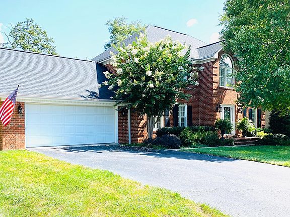 4th image of 5001 Plantation Grove Ln
