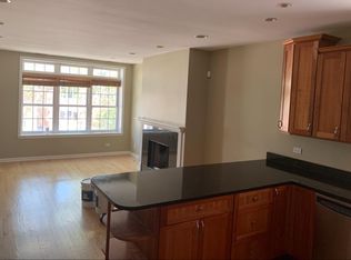 2020 N Honore St, Chicago, IL 60614