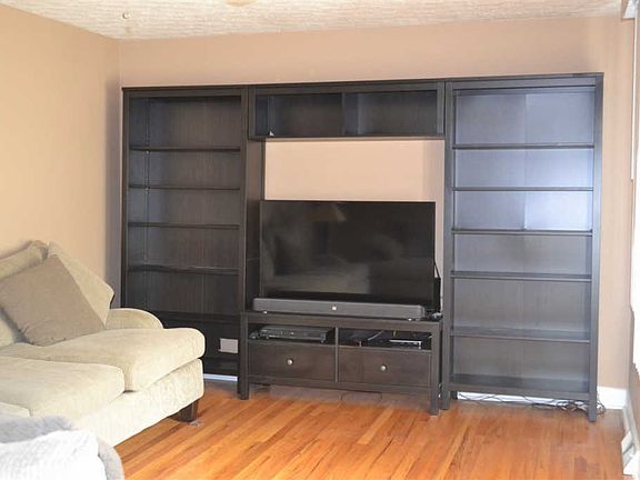 3rd image of 692 Wayskin Dr