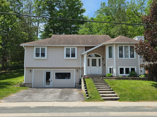 14 McCamon Ave, Tweed, ON K0K 3J0