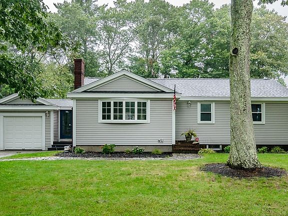 2nd image of 74 Woodland Dr