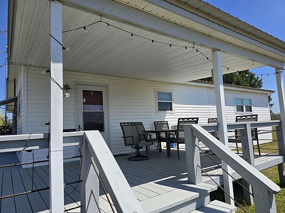 3rd image of 17387 Head Farm Rd