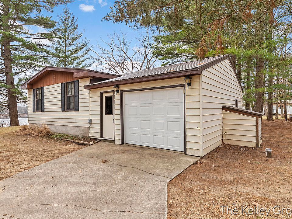 6003 S Croton Hardy Dr, Newaygo, MI 49337 Zillow
